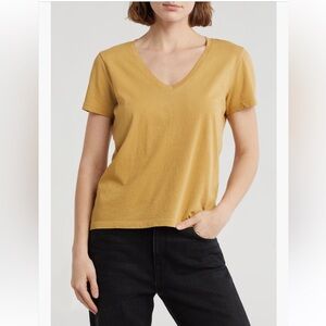 🔶3/$50🔸 MADEWELL NWT SoftFade 100% Cotton Everyday V-Neck Tee - Mustard